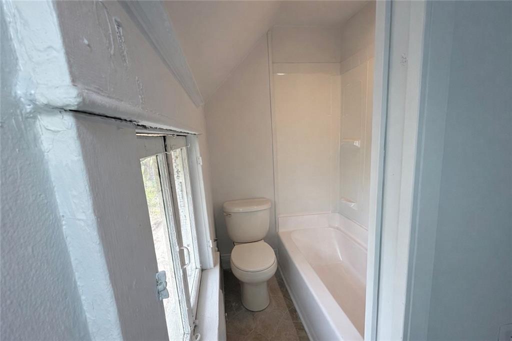 422 Prospect Street Sharon, PA 16146 - Photo 9 of 9