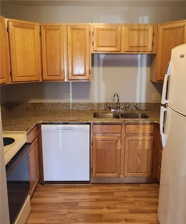 $219,900 | 1800 Douglas Avenue, Unit 125, North Providence, RI 02904