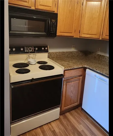 $219,900 | 1800 Douglas Avenue, Unit 125, North Providence, RI 02904
