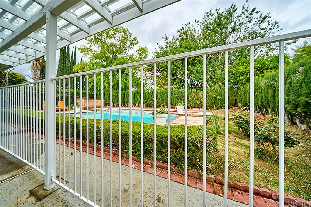 7295 Pondera Circle West Hills, CA 91307 - Photo 4 of 48