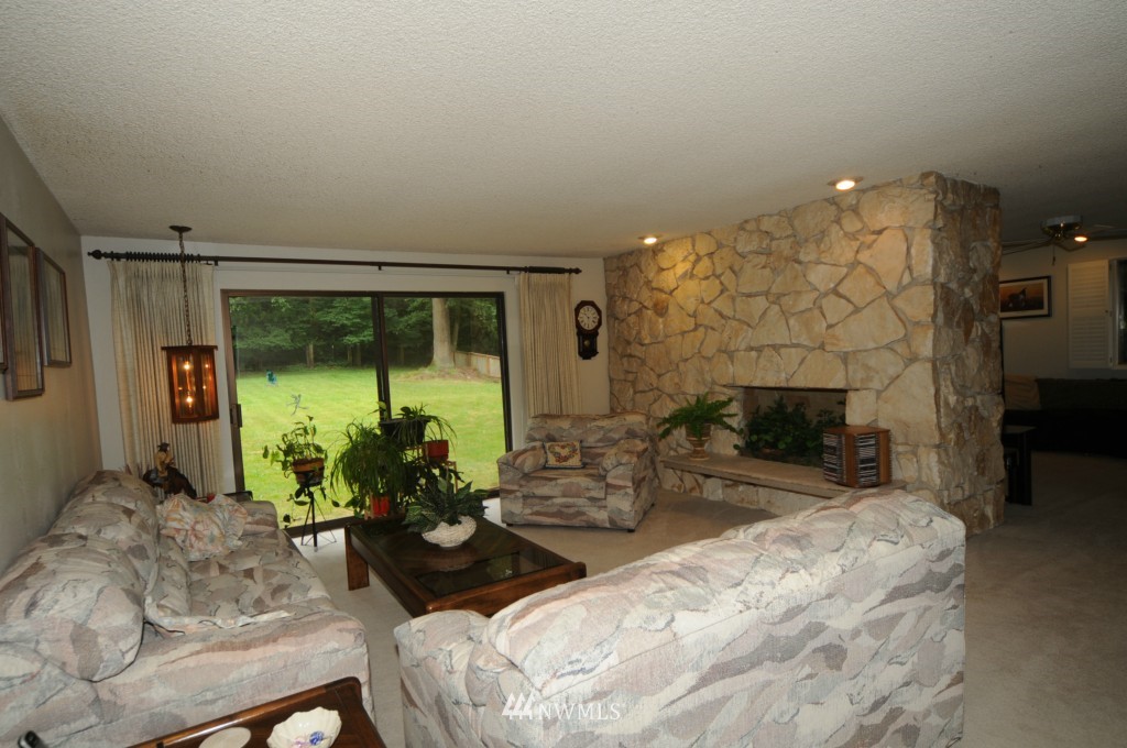 17919 Sunset Road Bothell, WA 98012 - Photo 8 of 15 Gallery Image 8