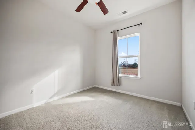 $569,999 | 605 Bayside Court, South Amboy, NJ 08879