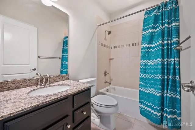 $569,999 | 605 Bayside Court, South Amboy, NJ 08879