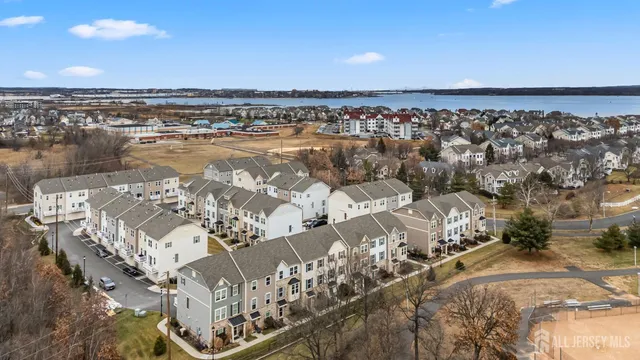 $569,999 | 605 Bayside Court, South Amboy, NJ 08879