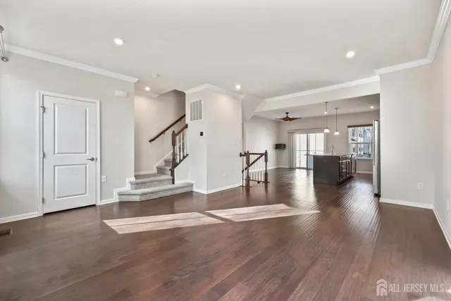 $569,999 | 605 Bayside Court, South Amboy, NJ 08879