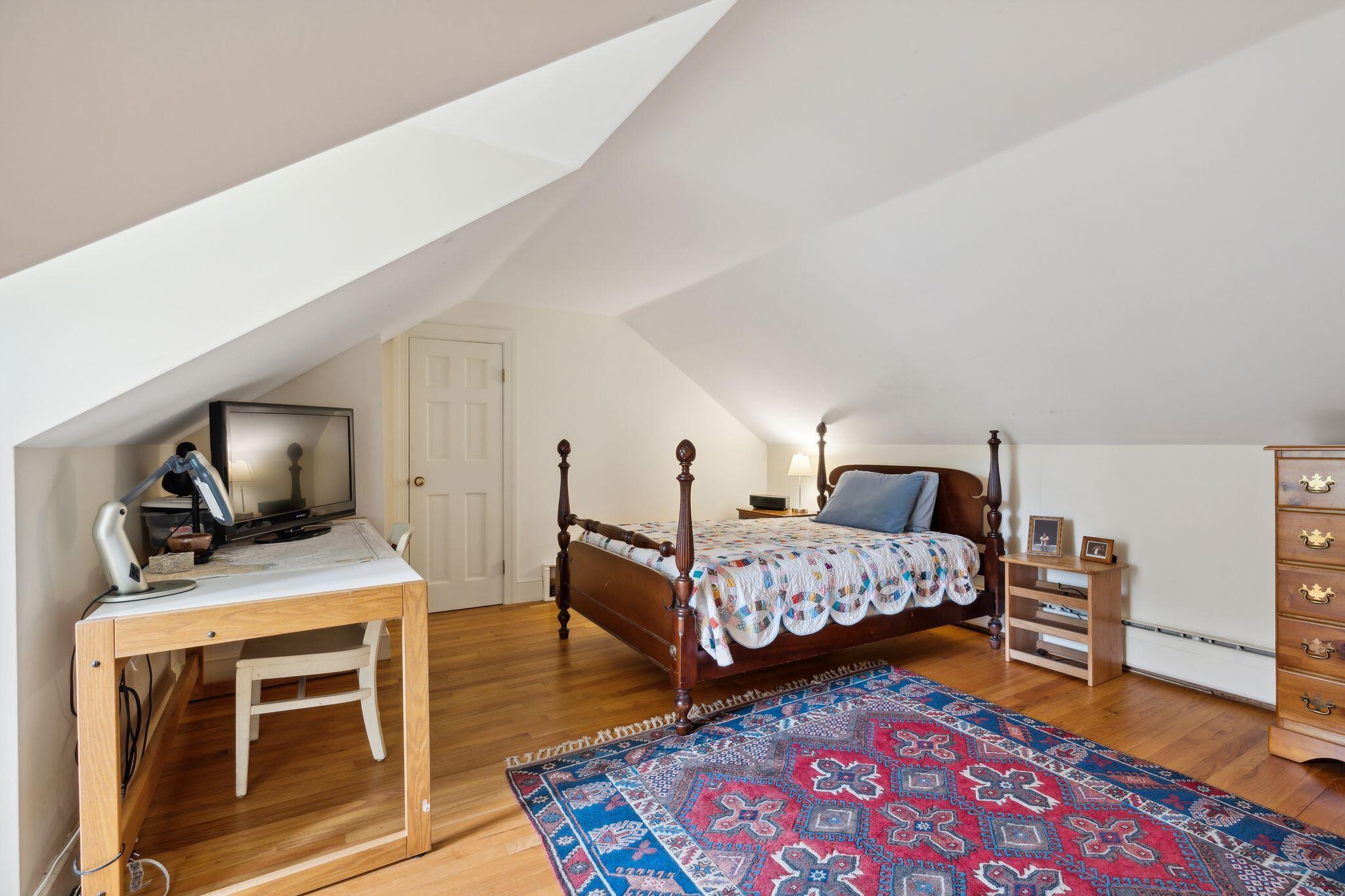 42 Foreside Road Cumberland, ME 04110 - Photo 47 of 62 Upstairs bedroom 1