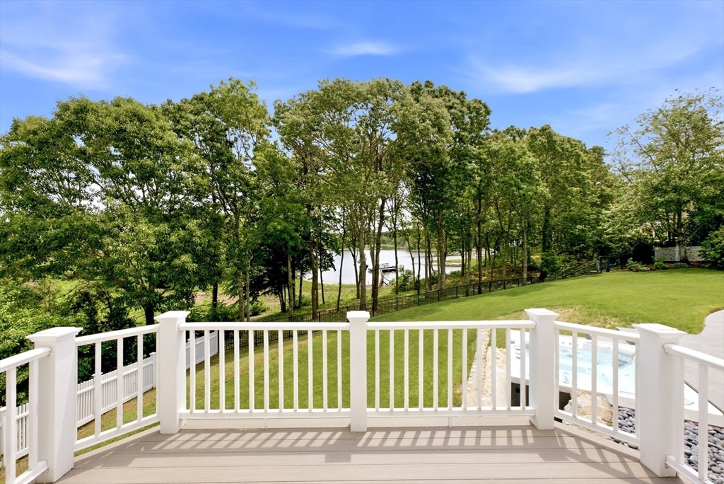 375 Baxter Neck Road Barnstable, MA 02648 - Photo 26 of 42
