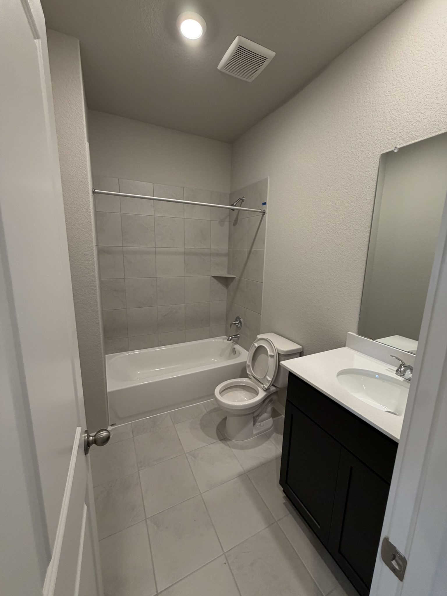 13717 Ryan Range Lane Elgin, TX 78621 - Photo 10 of 20 Secondary Bath