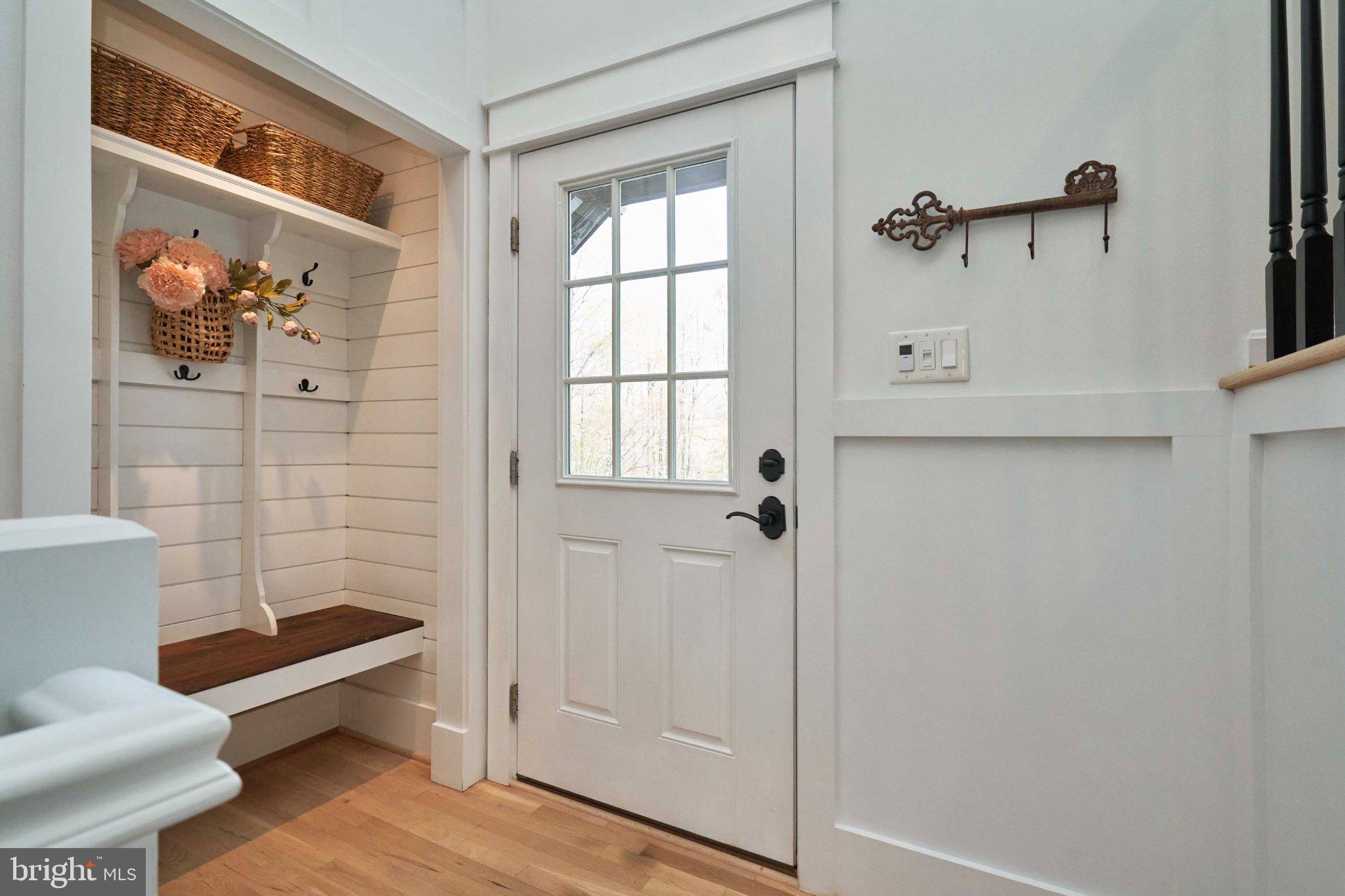 3270 Fox Mill Road Oakton, VA 22124 - Photo 6 of 66 Welcoming entryway with charm.