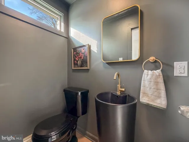 $625,000 | 101 Walnut Lane, Yardley, PA 19067