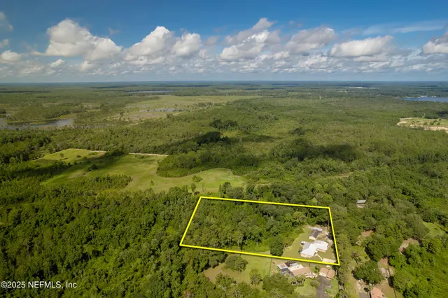 $599,900 | 224 Crocus Lane, Hawthorne, FL 32640