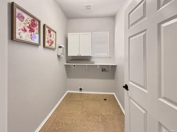 $2,300 | 1227 Cresswell Cove, San Antonio, TX 78258