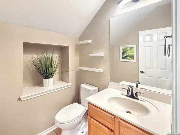 $2,300 | 1227 Cresswell Cove, San Antonio, TX 78258