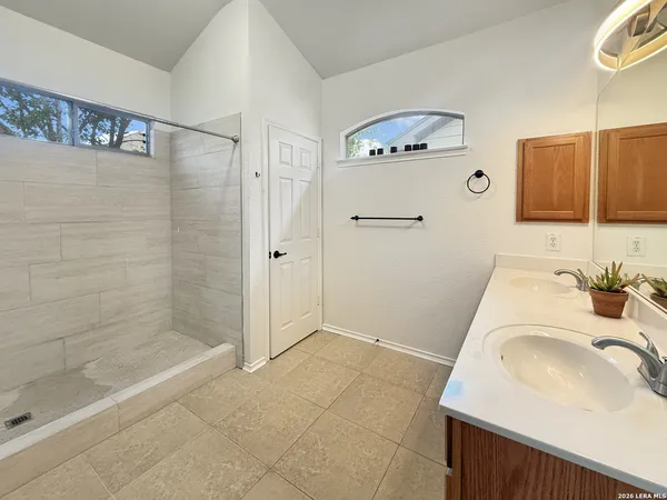 $2,300 | 1227 Cresswell Cove, San Antonio, TX 78258