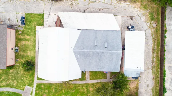 $1,250,000 | 3618 Crestbrook Court, Corpus Christi, TX 78415