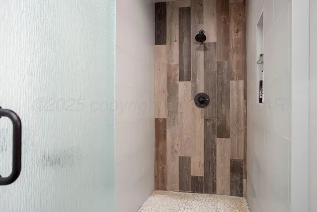 a view of a bathroom