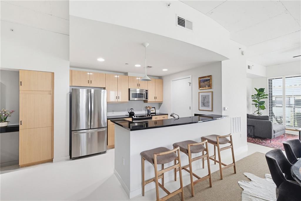 335 West Ponce De Leon Avenue, Unit 601 Decatur, GA 30030 - Photo 2 of 25