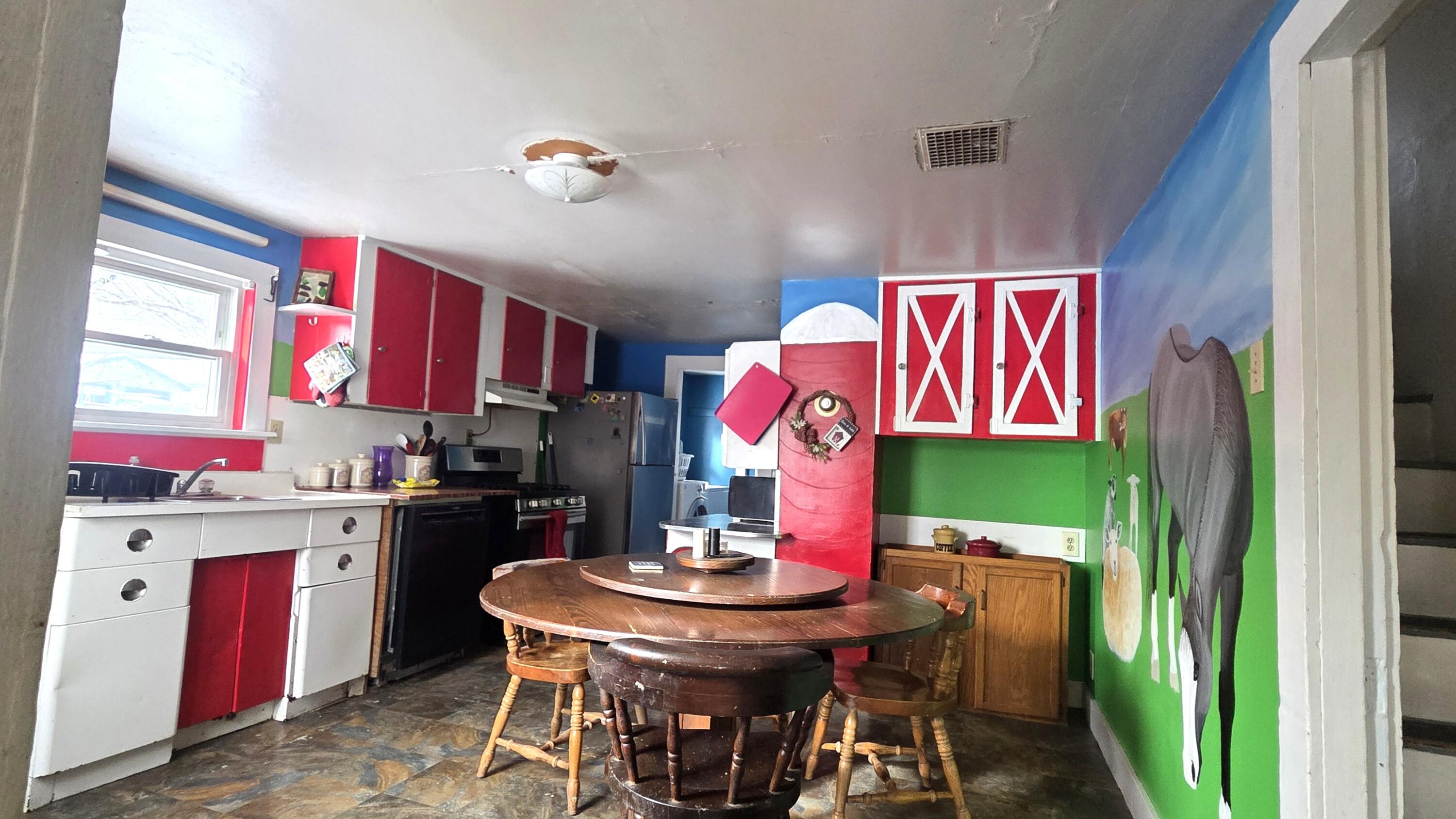 29 Porter Street Searsport, ME 04974 - Photo 3 of 20 Kitchen