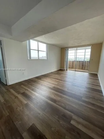 $2,200 | 1475 Northeast 125th Terrace, Unit 614K, North Miami, FL 33161