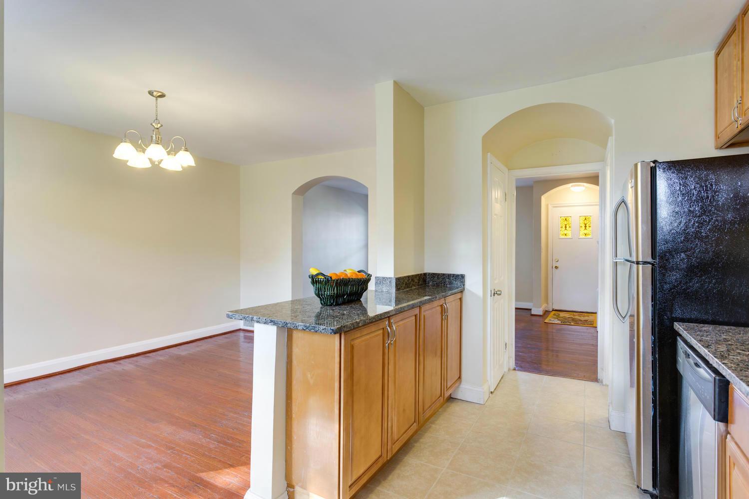 3917 Bareva Road Baltimore, MD 21215 - Photo 12 of 30 Kitchen