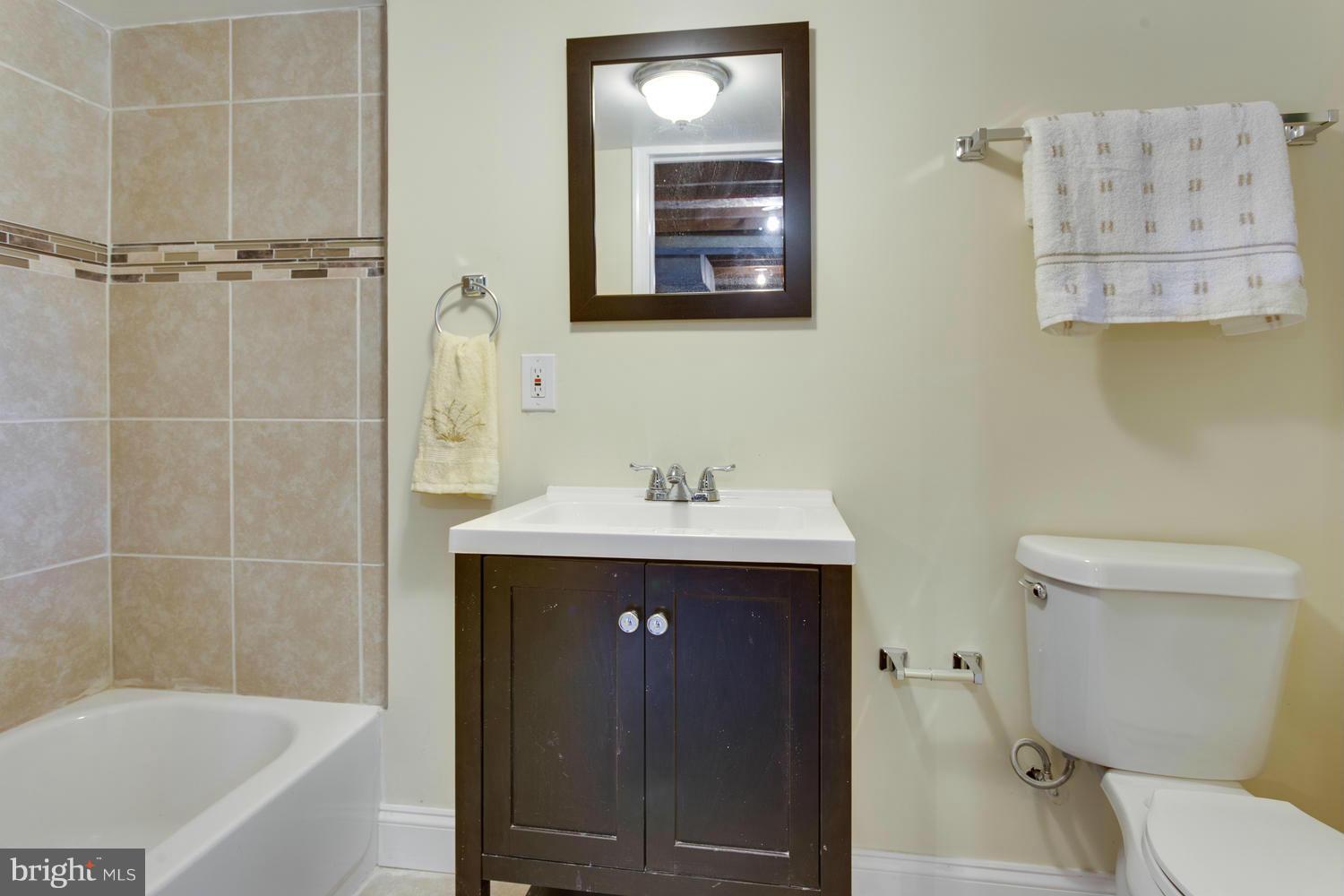3917 Bareva Road Baltimore, MD 21215 - Photo 23 of 30 Bath 2