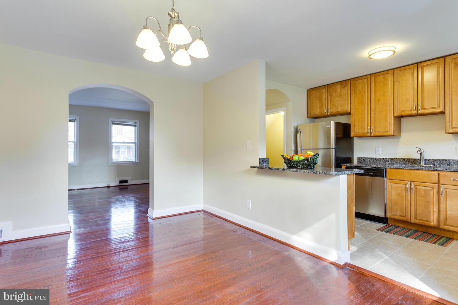 3917 Bareva Road Baltimore, MD 21215 - Photo 7 of 30 Dining Room