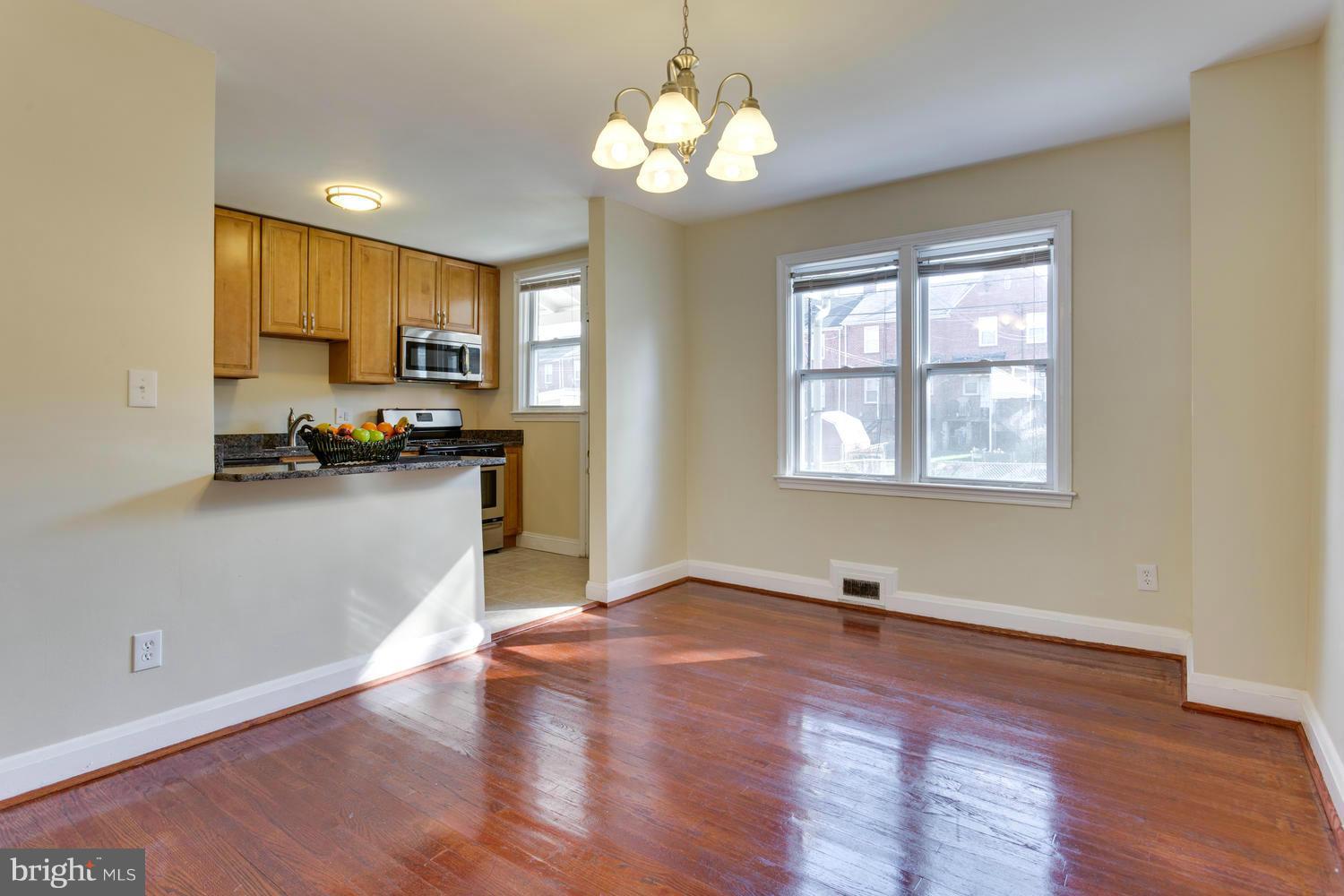 3917 Bareva Road Baltimore, MD 21215 - Photo 9 of 30 Dining Room
