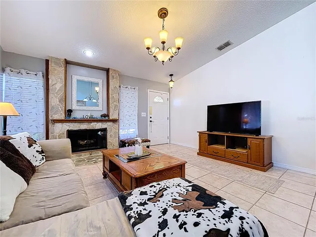 $299,900 | 11115 Cherrywood Lane, Riverview, FL 33579