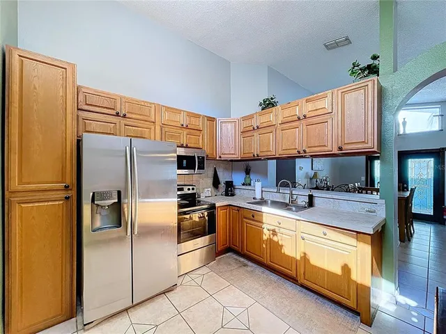 $299,900 | 11115 Cherrywood Lane, Riverview, FL 33579