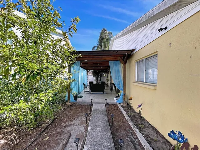 $299,900 | 11115 Cherrywood Lane, Riverview, FL 33579