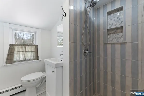 $4,000 | 549 Ewing Avenue, Franklin Lakes, NJ 07417