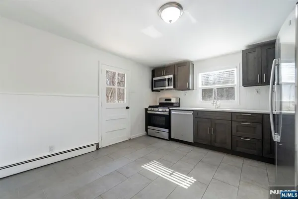 $4,000 | 549 Ewing Avenue, Franklin Lakes, NJ 07417