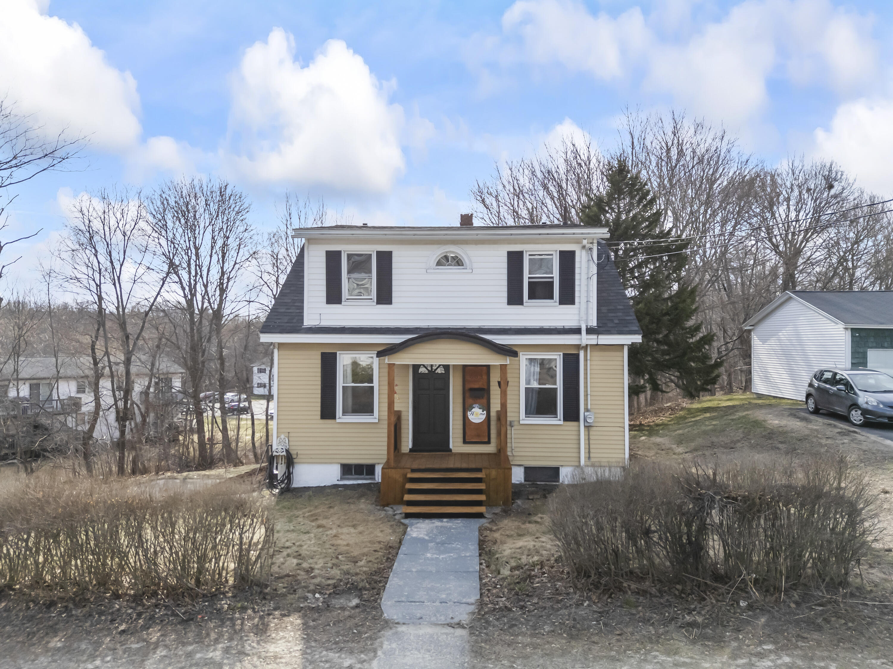 663 Lisbon Street Lisbon, ME 04252 - Photo 32 of 35 663 Lisbon St_0101