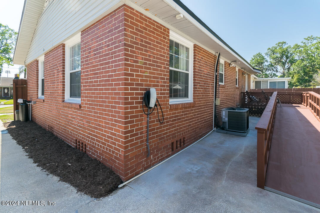 838 Old Hickory Road Jacksonville, FL 32207 - Photo 21 of 24 Back View