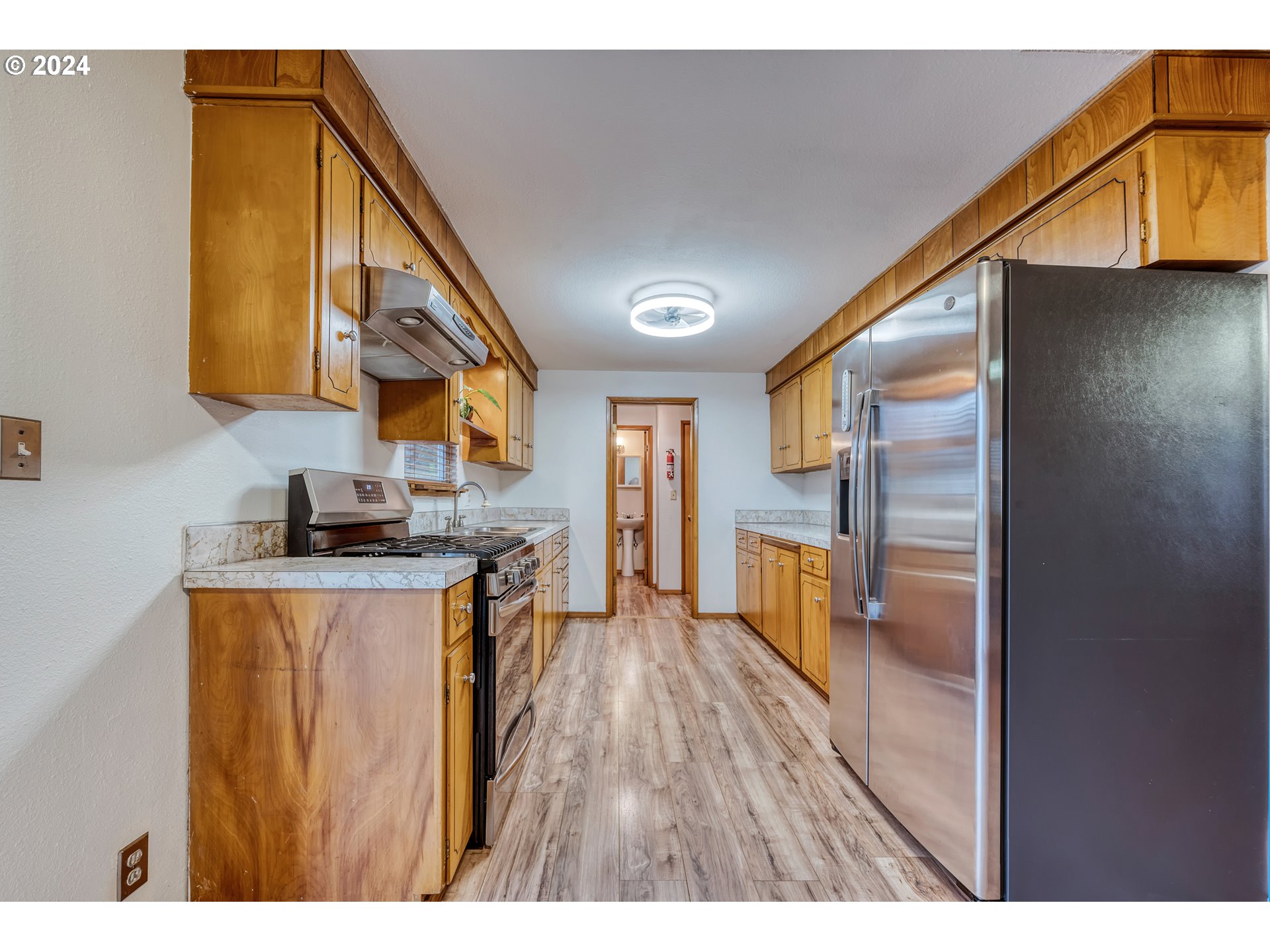 33509 Millview Way Lebanon, OR 97355 - Photo 16 of 38 Gallery Image 16