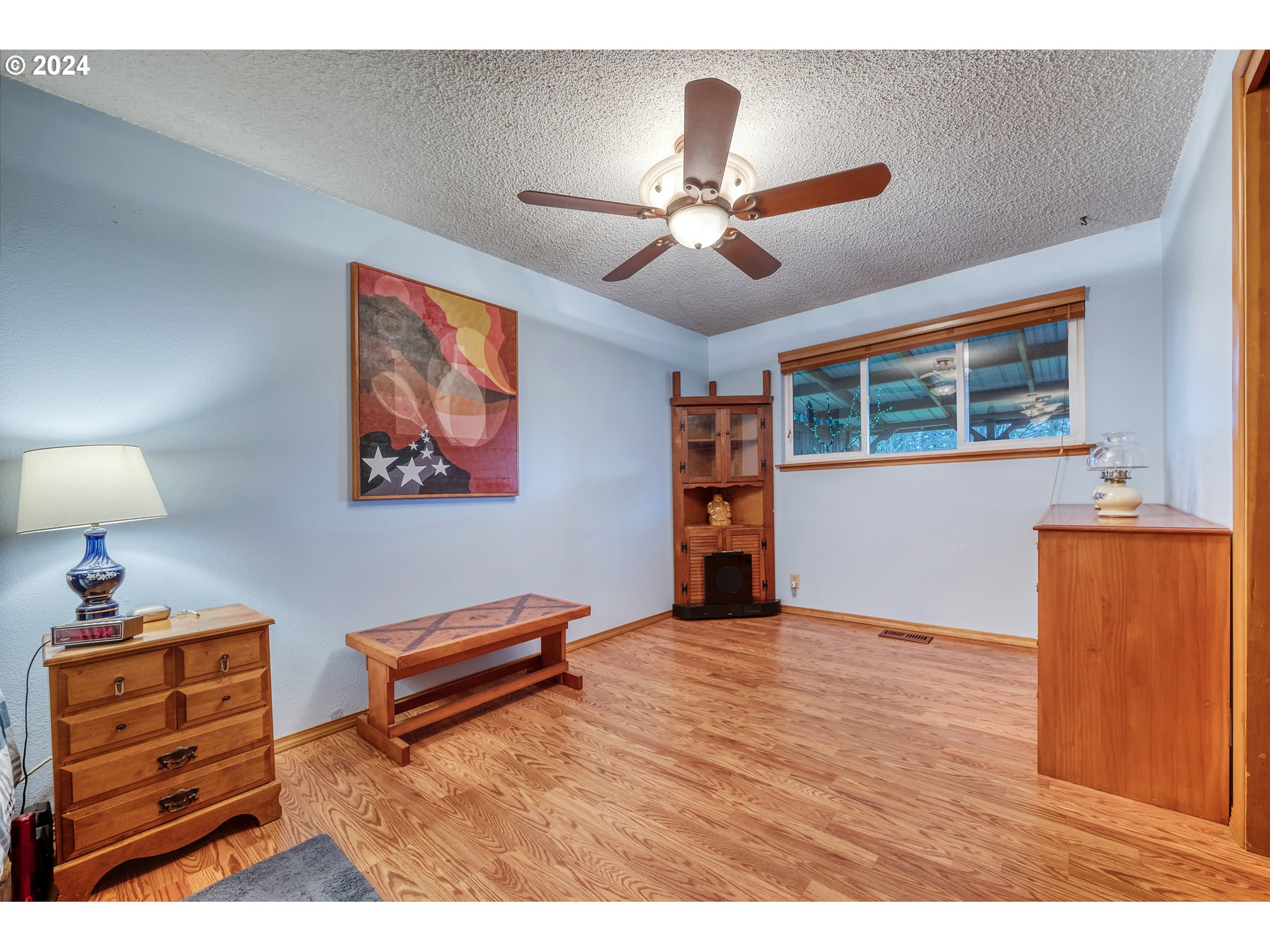 33509 Millview Way Lebanon, OR 97355 - Photo 23 of 38 Gallery Image 23