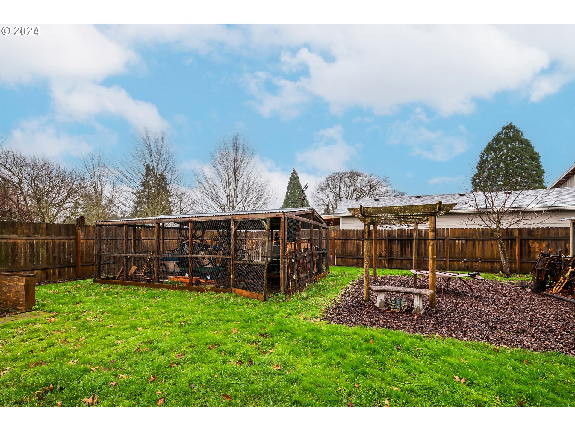 33509 Millview Way Lebanon, OR 97355 - Photo 29 of 38 Gallery Image 29