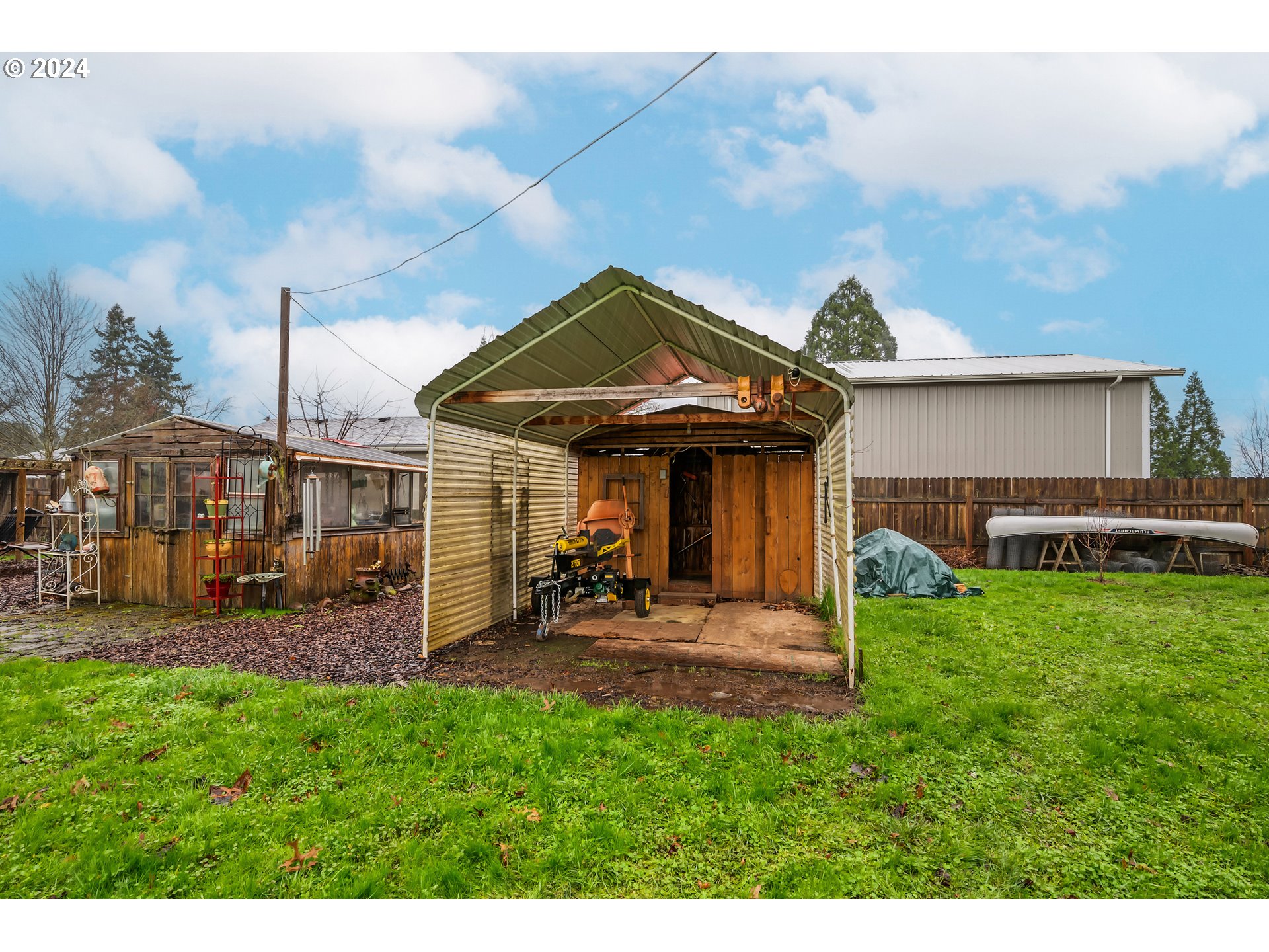 33509 Millview Way Lebanon, OR 97355 - Photo 33 of 38 Gallery Image 33
