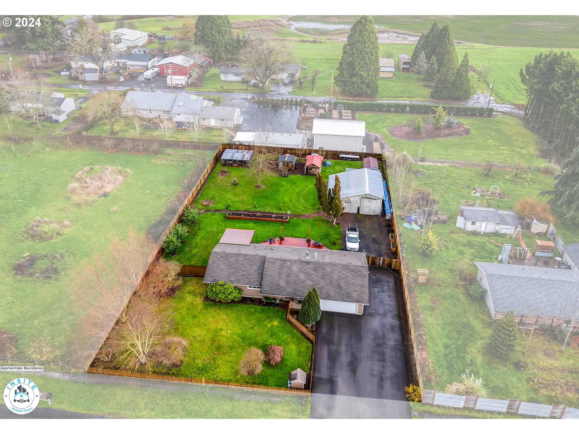 33509 Millview Way Lebanon, OR 97355 - Photo 4 of 38 Gallery Image 4