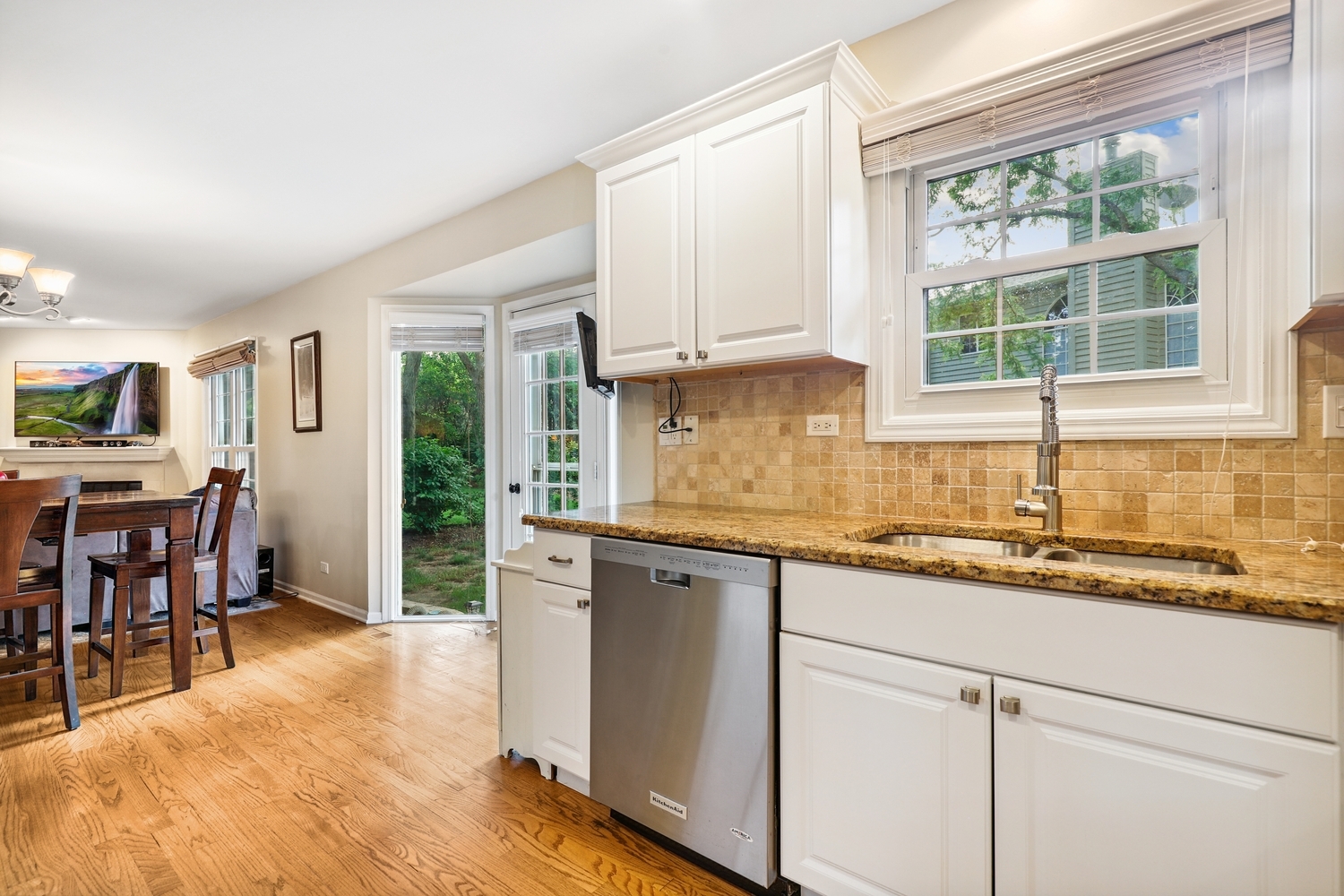 2330 Worthing Drive Naperville, IL 60565 - Photo 11 of 34