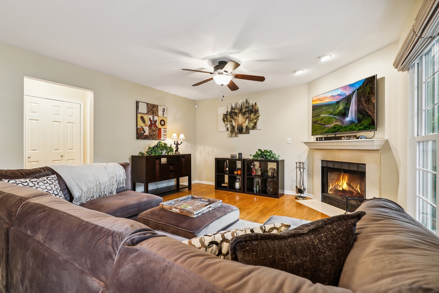 2330 Worthing Drive Naperville, IL 60565 - Photo 13 of 34