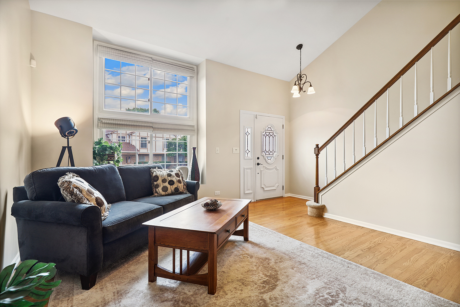 2330 Worthing Drive Naperville, IL 60565 - Photo 4 of 34