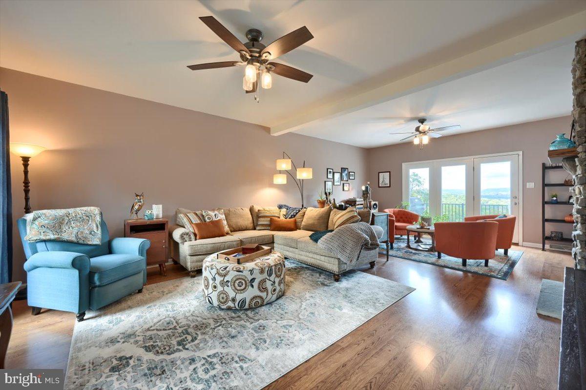 207 Hemlock Road New Cumberland, PA 17070 - Photo 7 of 51 Spacious living room with gleaming hardwoods.