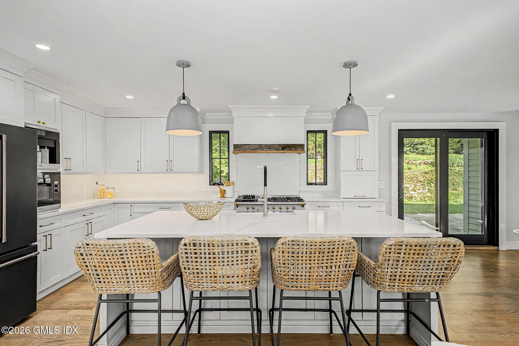 248 Stanwich Road Greenwich, CT 06830 - Photo 10 of 39 71-web-or-mls-248-stanwich-rd