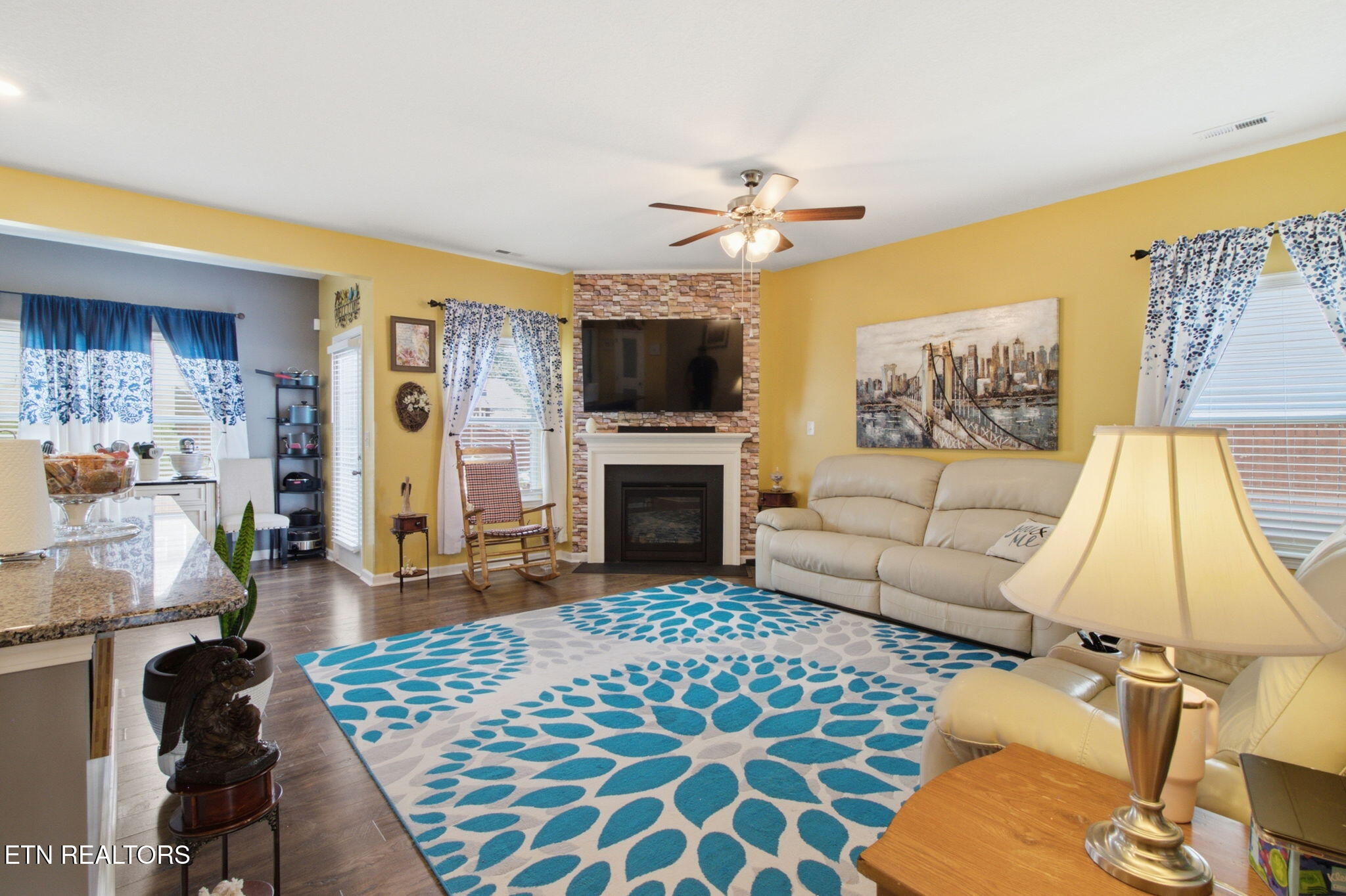217 Ibis Loop Oak Ridge, TN 37830 - Photo 9 of 26 12-web-or-mls-DZ3A4423