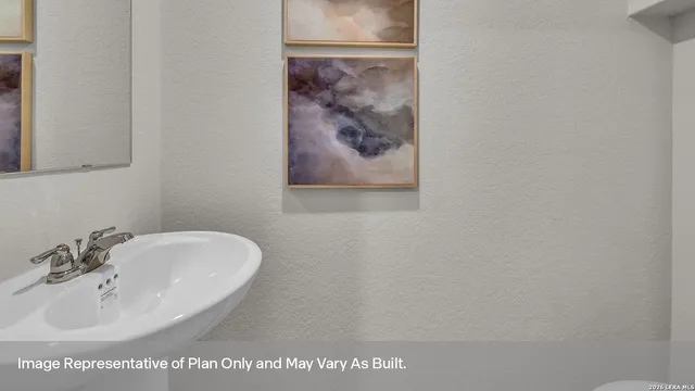 $299,990 | 140 Langston Drive, Lockhart, TX 78644