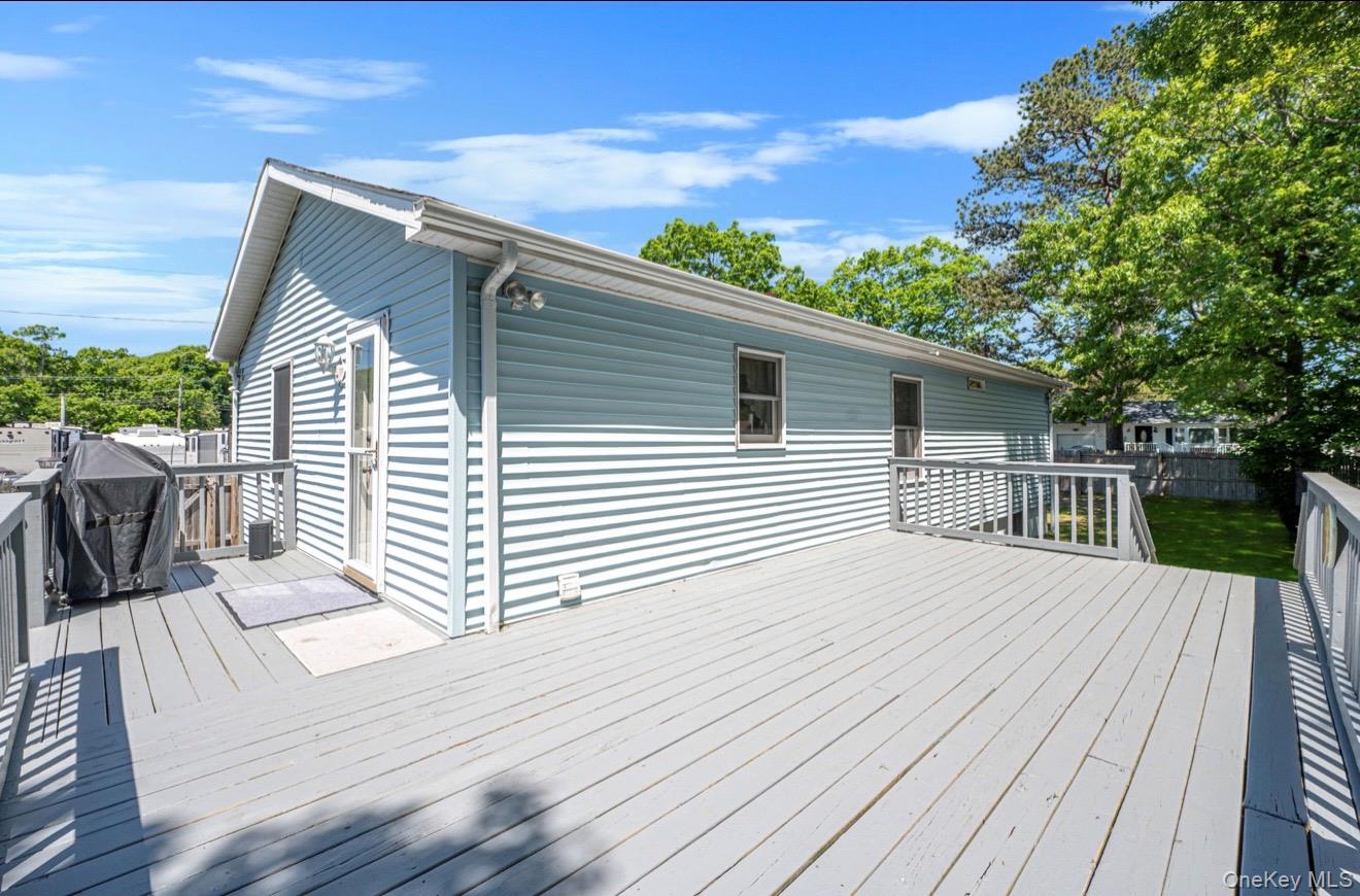 83 Knapp Road Mastic Beach, NY 11951 - Photo 25 of 32