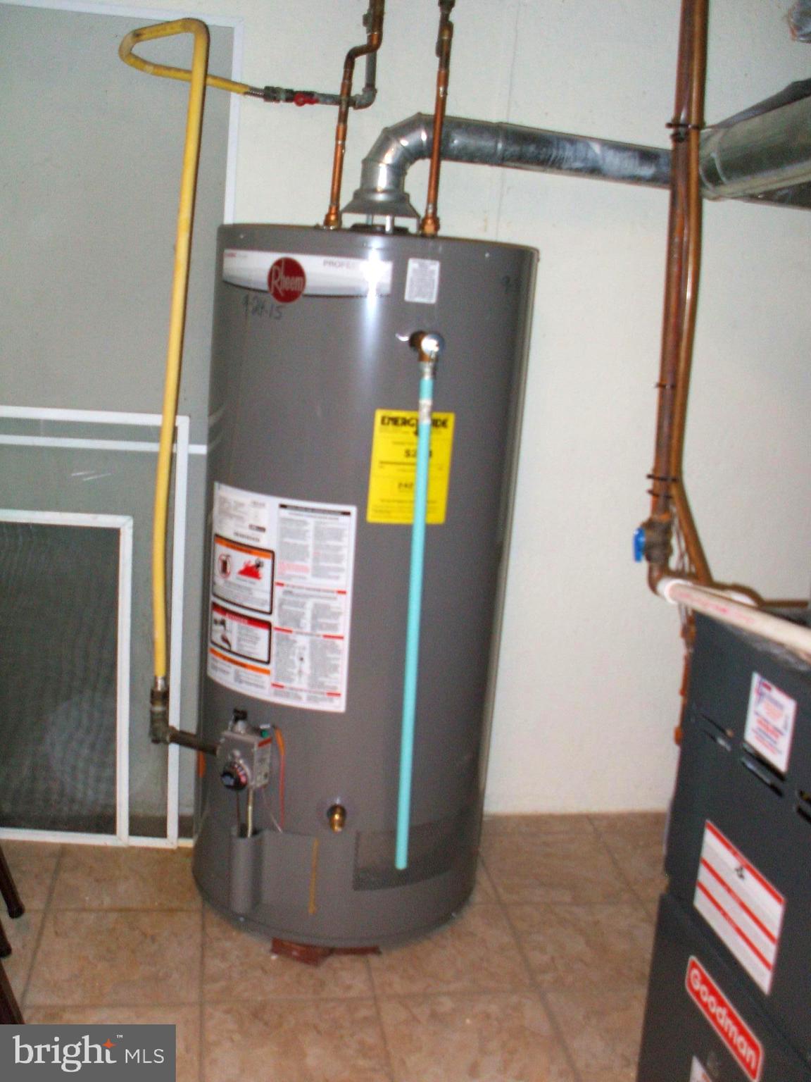 838 Colwell Road Swarthmore, PA 19081 - Photo 25 of 32 Gas Water Heater
