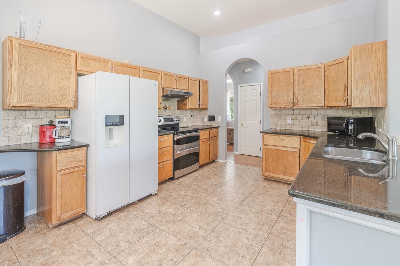 3228 F F 1/4 Road Clifton, CO 81520 - Photo 6 of 23