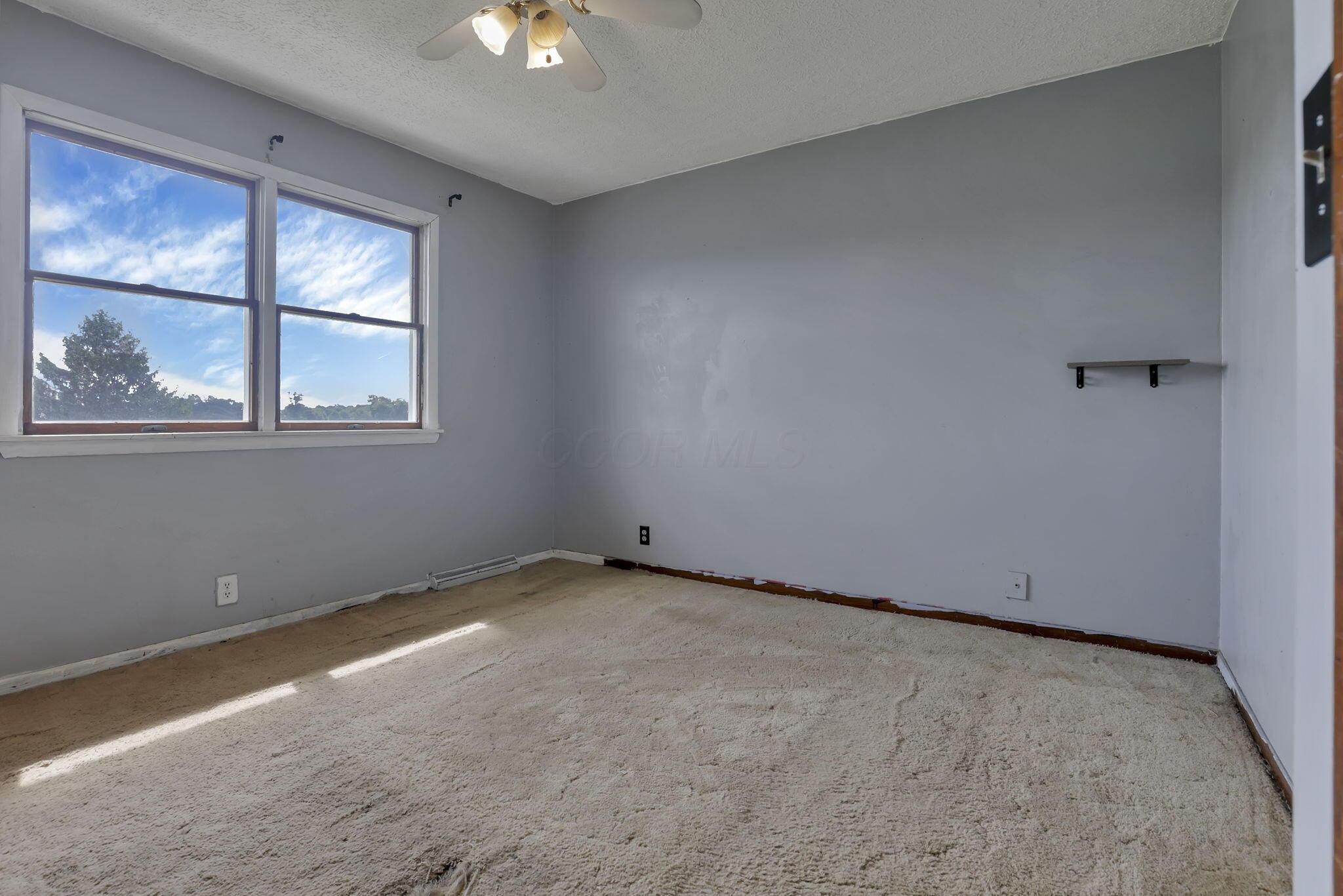 6605 Lancaster Road Hebron, OH 43025 - Photo 28 of 53 View of bedroom